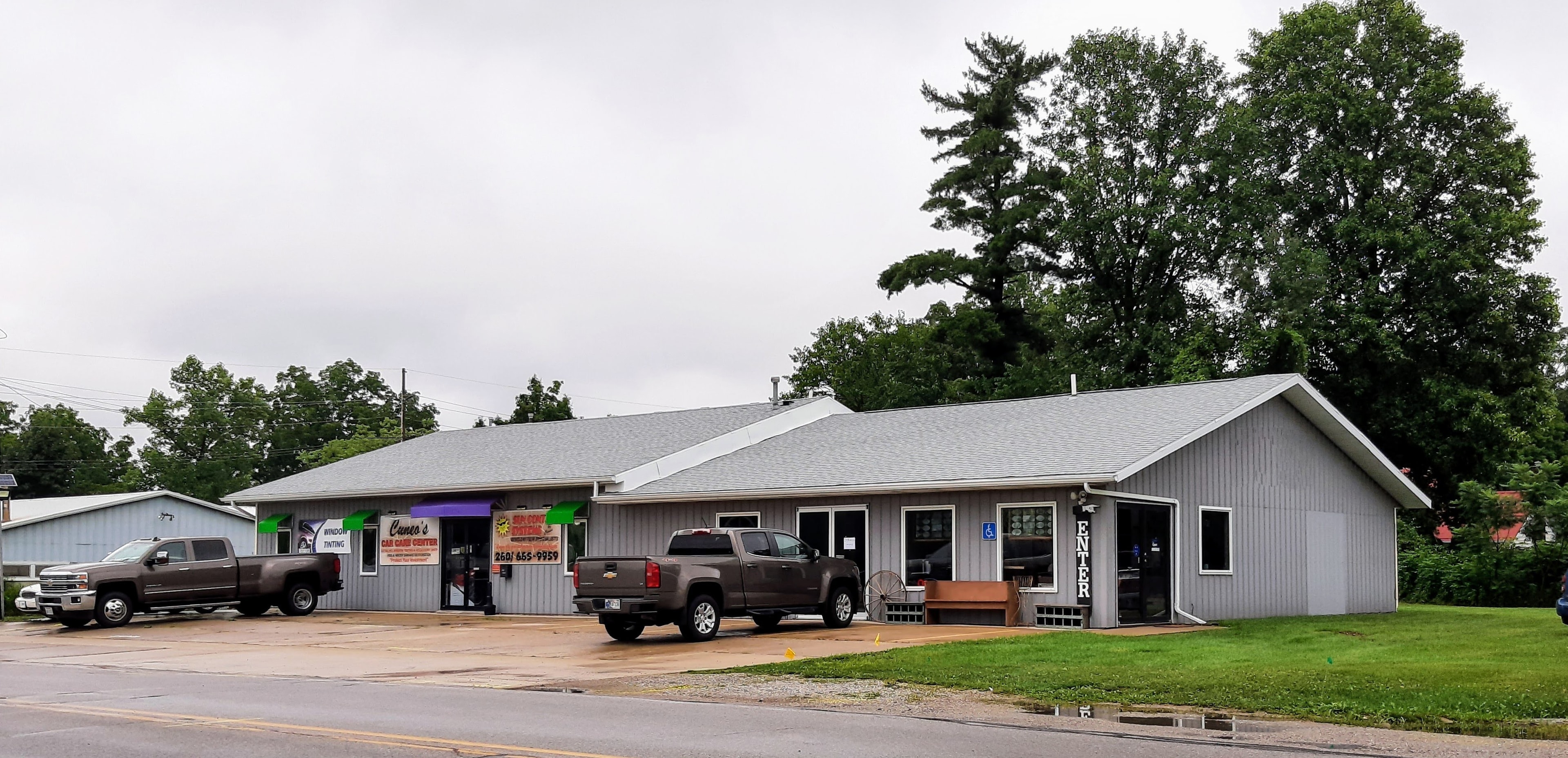 Fremont commercial property — $194,900